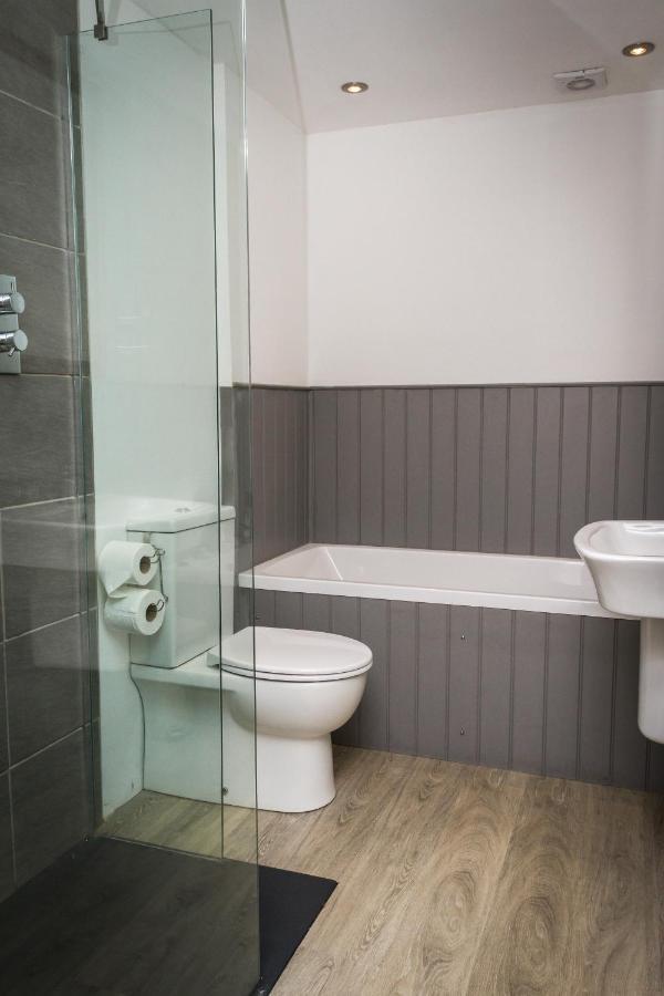 Inn Woolpack 2*
